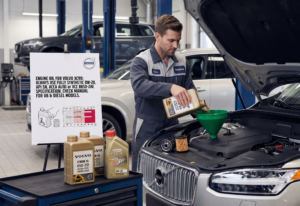 What Engine Oil Does a Volvo XC90 Take?